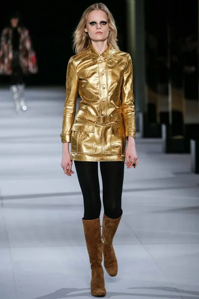 Look 47